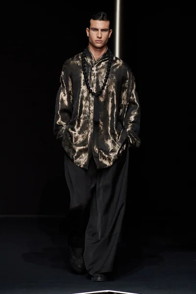 Look 22